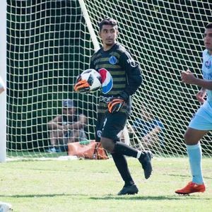 Meet your Posher, Julio